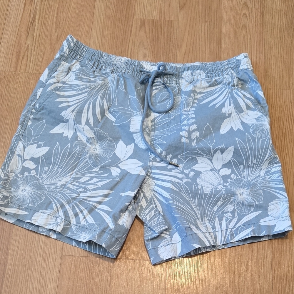 Aeropostale Men's Blue Floral Swim Shorts